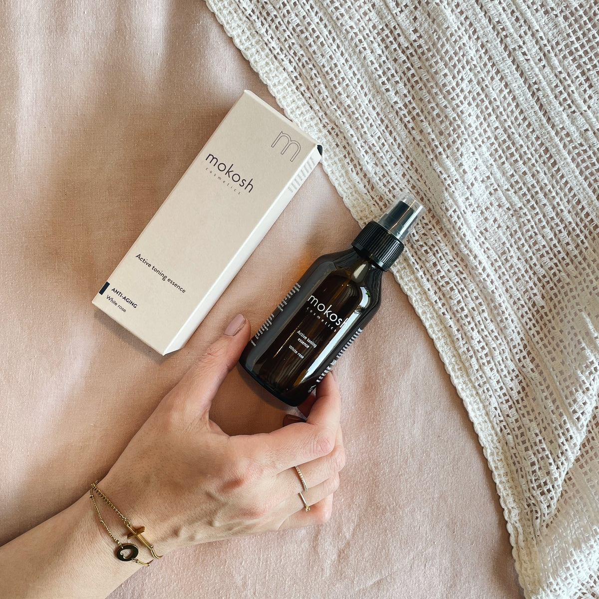 Mokosh anti-aging toning