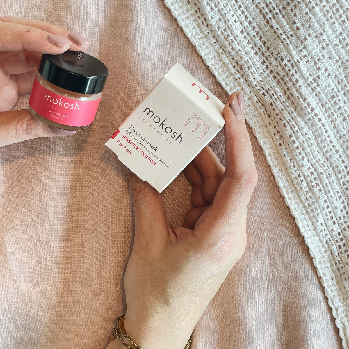 Mokosh lip scrub mask raspberry