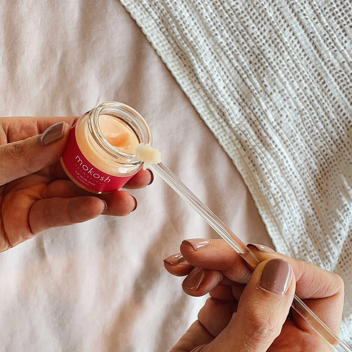 Mokosh lip scrub masker frambozenzaadolie