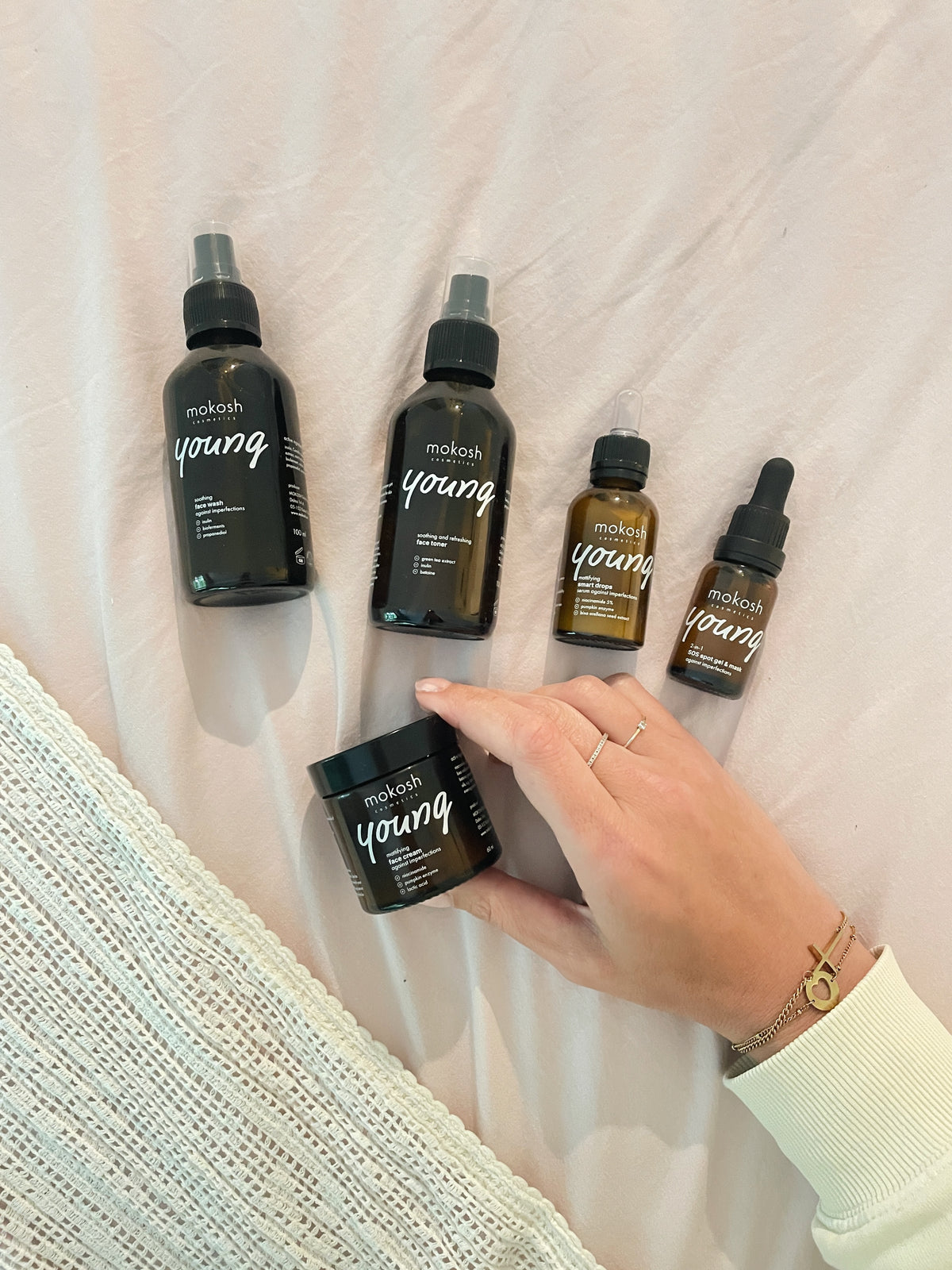 Mokosh | Acné Essentials