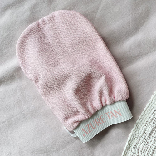   azure-tan-exfoliating-glove-scrub-handschoen-1