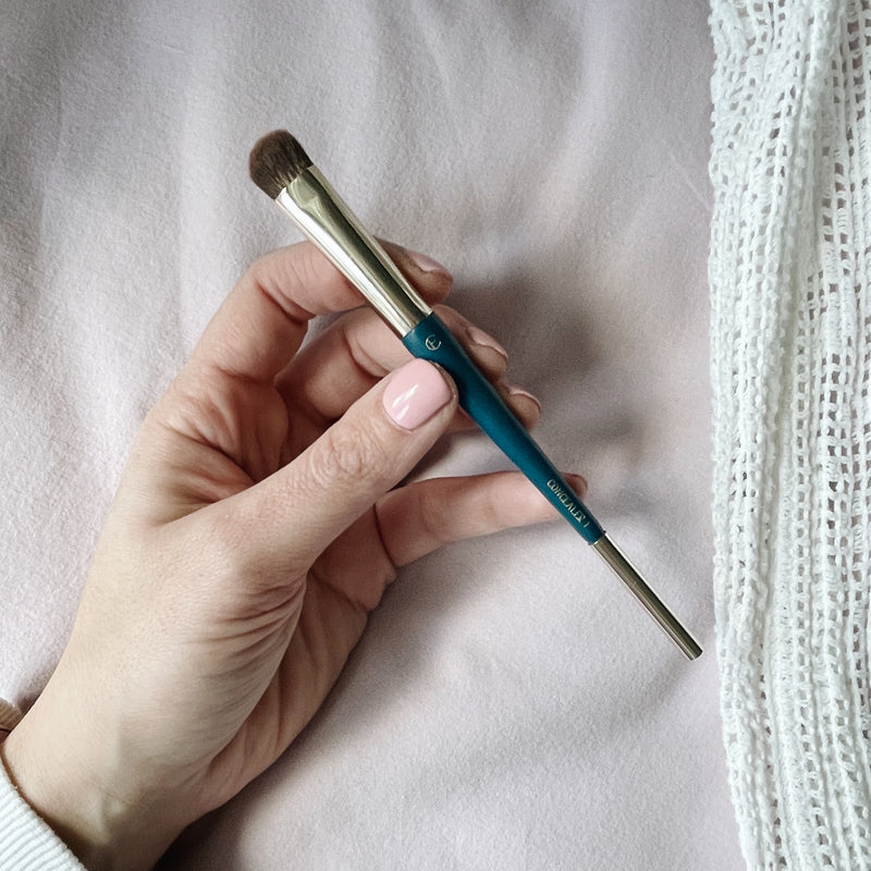 elin-cosmetics-concealer-1-brush-make-up-borstel