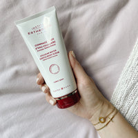 institut-esthederm-gommage-doux-d-eau-cellulaire