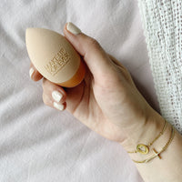 make-up-for-ever-hd-skin-foundation-spons