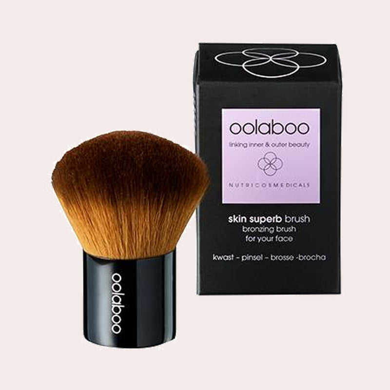 Oolaboo Skin Superb Bronzing Brush, kwast om zelfbruiner streeploos op je gezicht aan te brengen