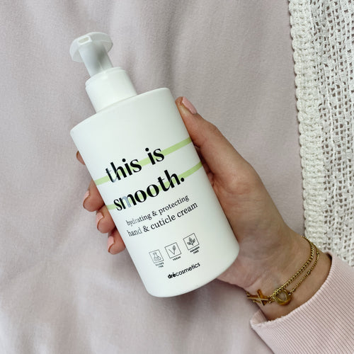 this is us this is smooth hand cuticle cream handcrème voor droge handen