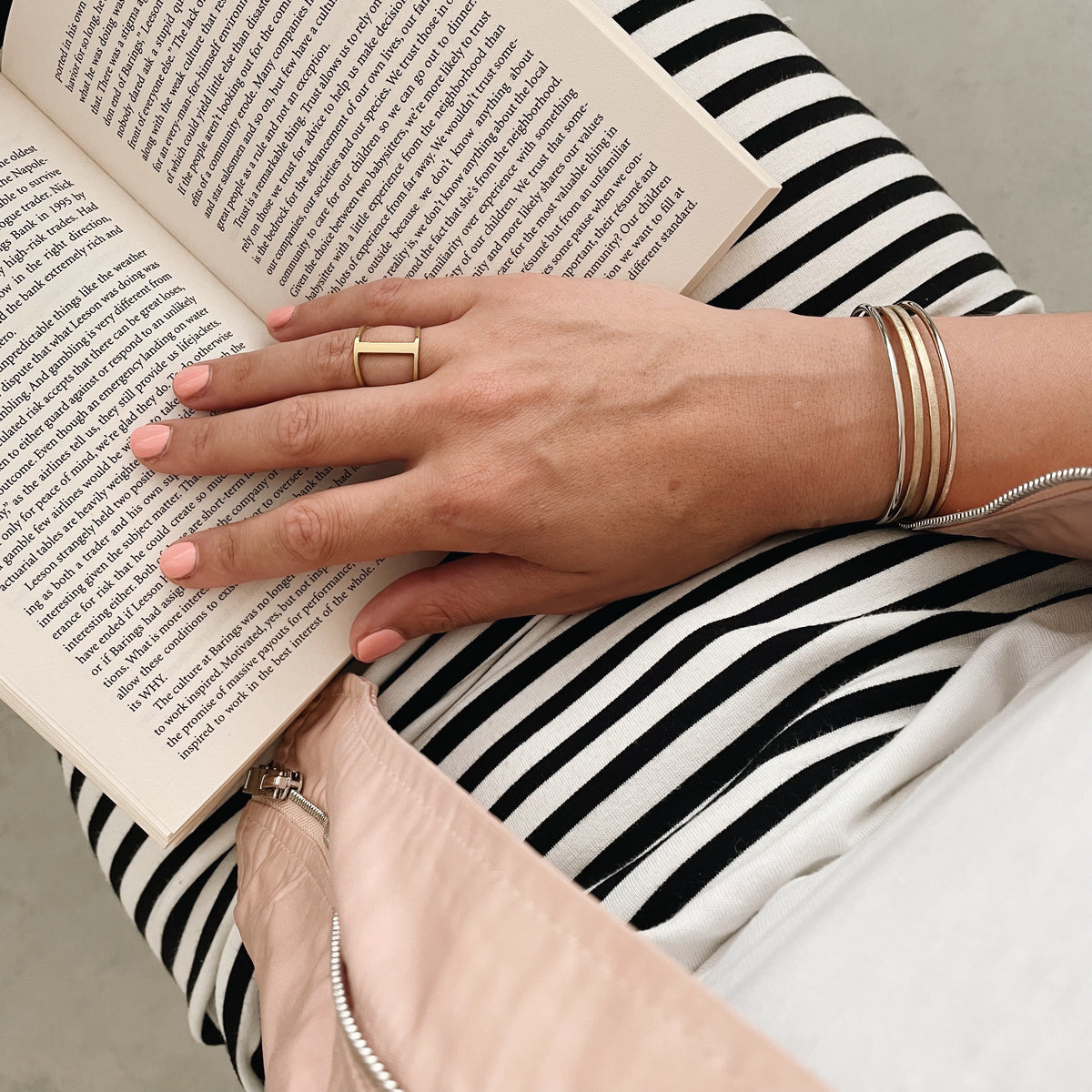 Alessandro | Striplac Peel or Soak Gellak - Lilly Billy Shimmer 129