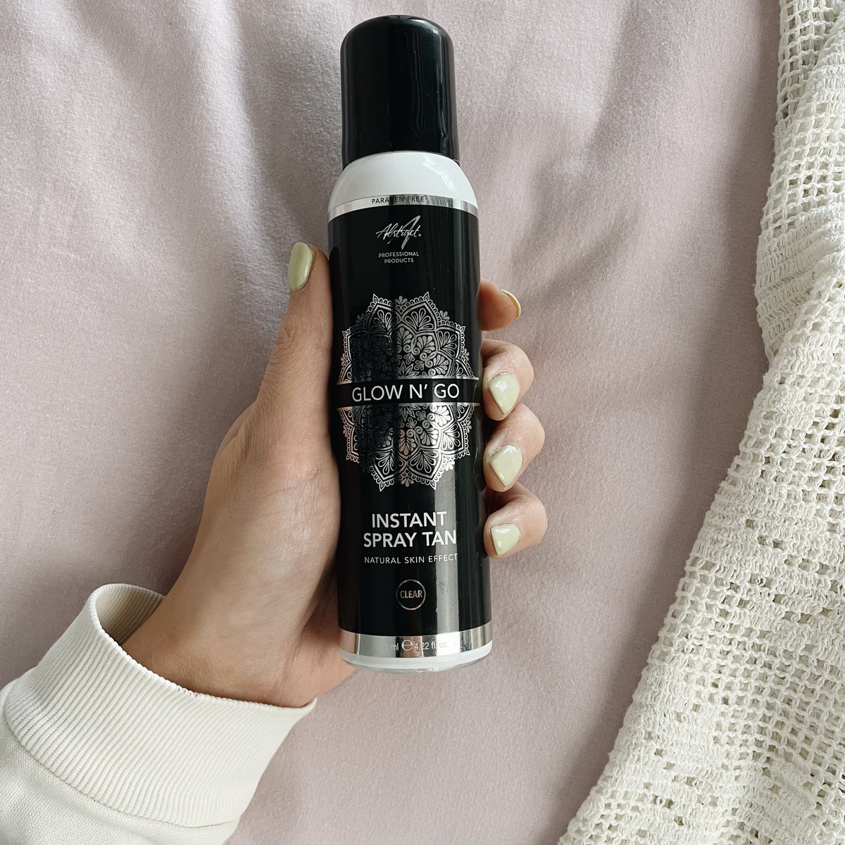 Abstract-glow-n-go-tanning-spray-spraytan