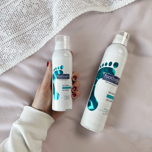 footlogix dd cream mousse tegen witte schijn op de hielen
