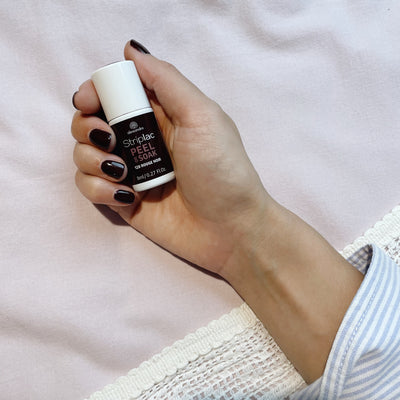 Alessandro Vernis gel Striplac Peel or Soak Rouge Noir 128, photo du produit